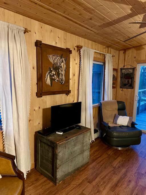 Beautiful & Peaceful Cabin W/ Deck Garden & Fire-Pit Murphy Exteriör bild